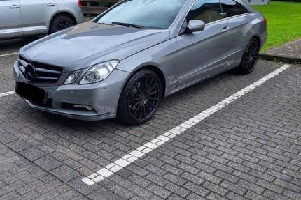 Mercedes-Benz E 350 216.000 km 7.900 &euro; Overath 51491