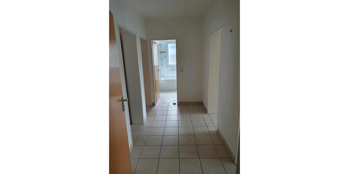 Erdgeschoßwohnung Schalksmühle - 3 Zimmer, 70 m&sup2;, 639&euro; | Angebot:26048896