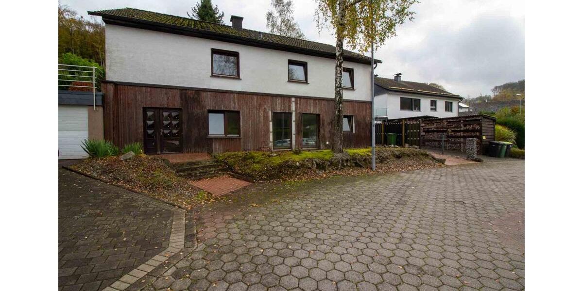 Einfamilienhaus Herscheid - 6 Zimmer, 173 m&sup2;, 149.000&euro; | Angebot:24753383