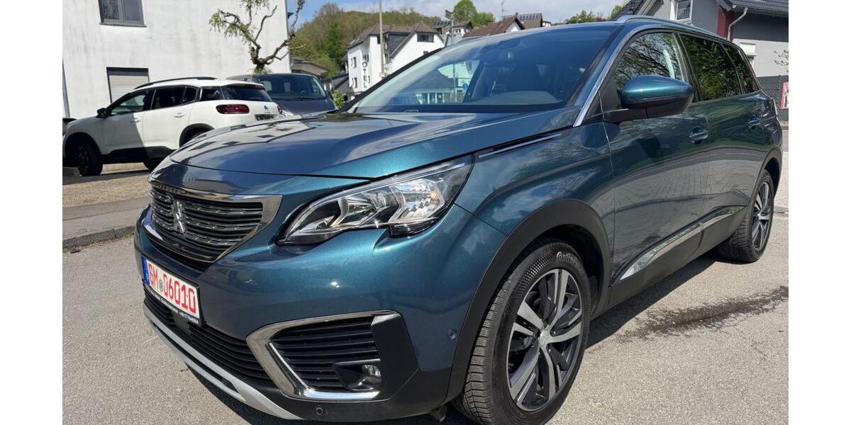 Peugeot 5008 46.000 km 14.399 &euro; Engelskirchen 51766