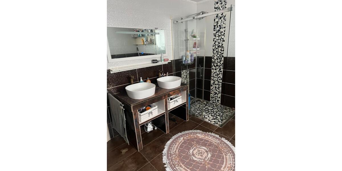 Mehrfamilienhaus, Wohnhaus Werdohl - 15 Zimmer, 360 m&sup2;, 395.000&euro; | Angebot:26964600