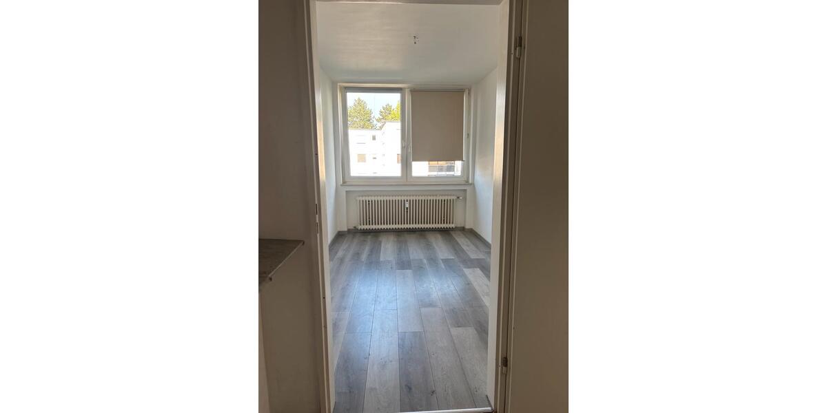 Hochparterre Bergneustadt - 2 Zimmer, 62 m&sup2;, 98.000&euro; | Angebot:26946323
