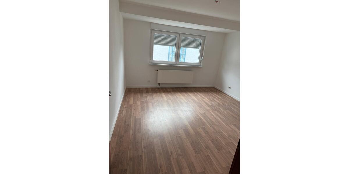 Etagenwohnung Waldbröl - 3 Zimmer, 82 m&sup2;, 700&euro; | Angebot:25764263
