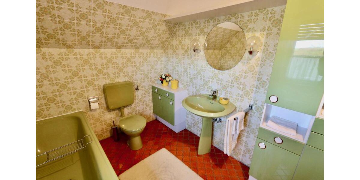 Etagenwohnung Overath - 3 Zimmer, 100 m&sup2;, 1.000&euro; | Angebot:24992525