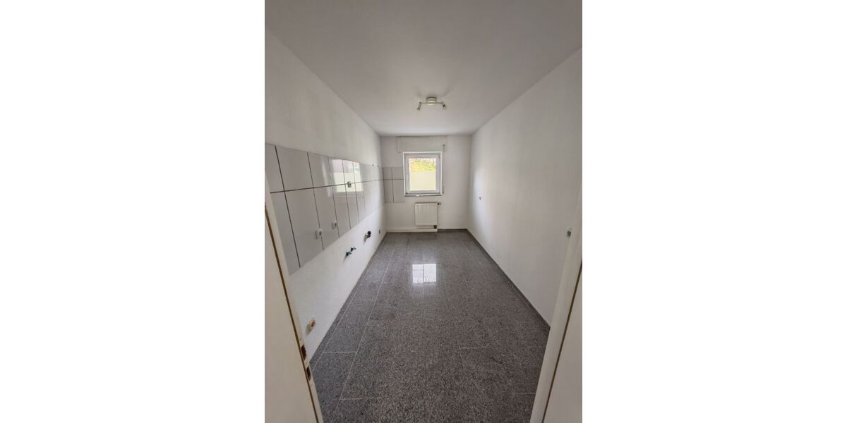 Provisionsfrei* Lichtdurchflutete 3-Zimmer-Wohnung mit zwei Balkonen - Etagenwohnung Gummersbach Hesselbach | Angebot:27260040