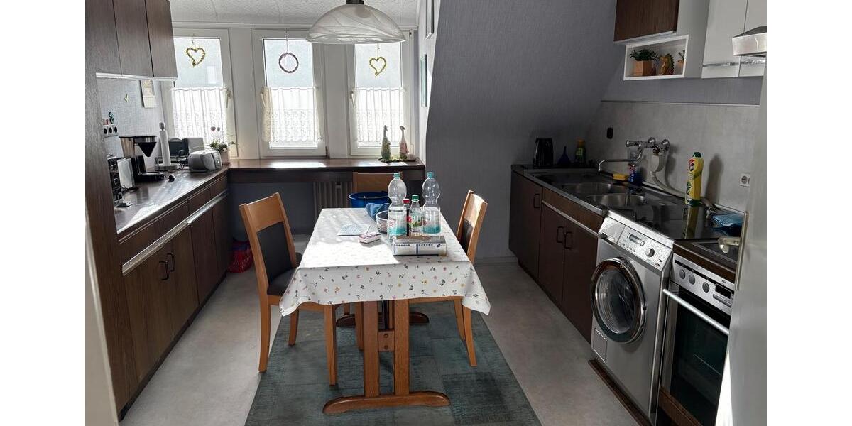 Dachgeschoßwohnung Gummersbach Berstig Süd - 4 Zimmer, 108 m&sup2;, 900&euro; | Angebot:27543516