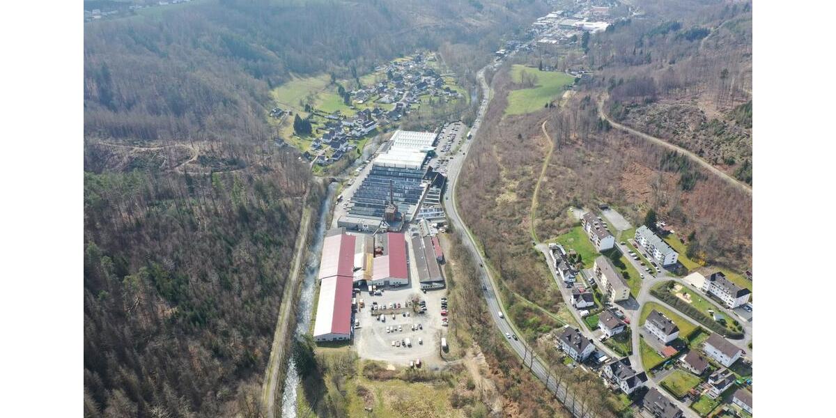 Gewerbeobjekt Gummersbach Berstig Süd - 5&euro; | Angebot:24382601