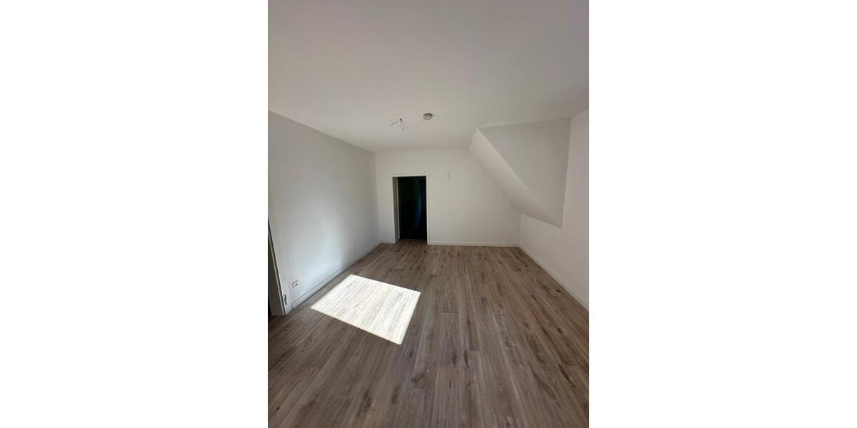 Mehrfamilienhaus, Wohnhaus Gummersbach Hepel - 8 Zimmer, 170 m&sup2;, 400.000&euro; | Angebot:27517794