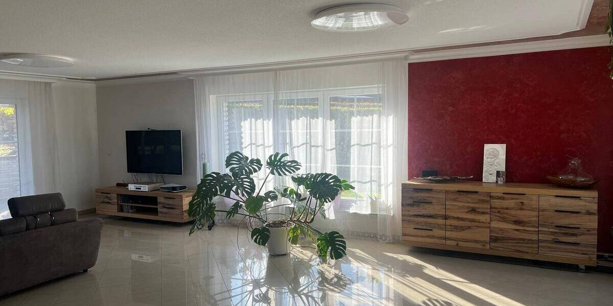 Einfamilienhaus Ruppichteroth - 5 Zimmer, 166 m&sup2;, 560.000&euro; | Angebot:25690092