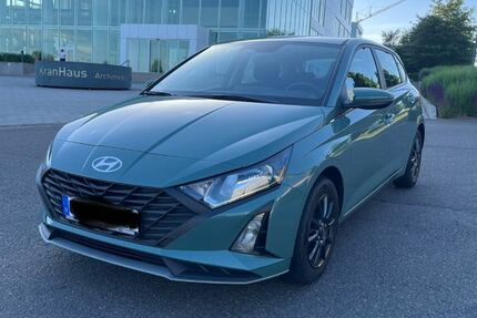 Hyundai i20 24.388 km 14.690 &euro; Gummersbach 51647