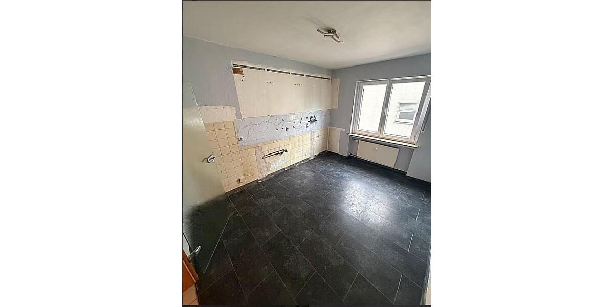 Etagenwohnung Plettenberg - 4 Zimmer, 105 m&sup2;, 750&euro; | Angebot:27570289