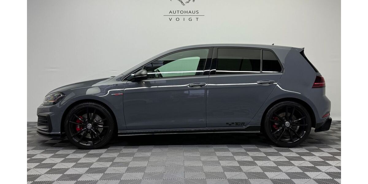 VW Golf 89.510 km 27.490 &euro; Radevormwald 42477