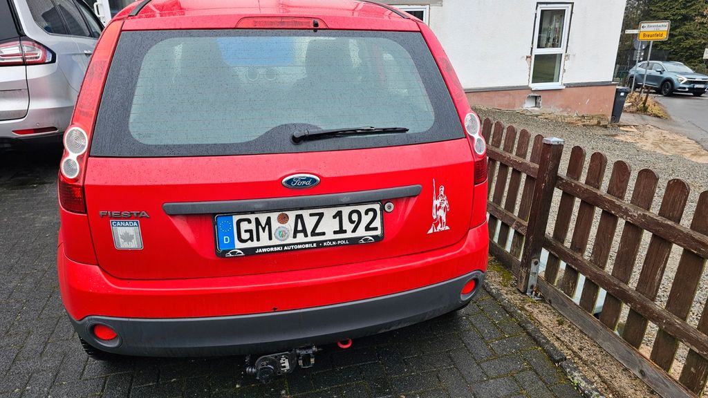 Ford Fiesta 122.000 km 2.200 &euro; Nümbrecht 51588
