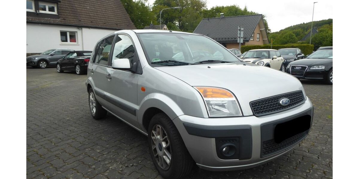 Ford Fusion 156.000 km 3.200 &euro; Wiehl 51674