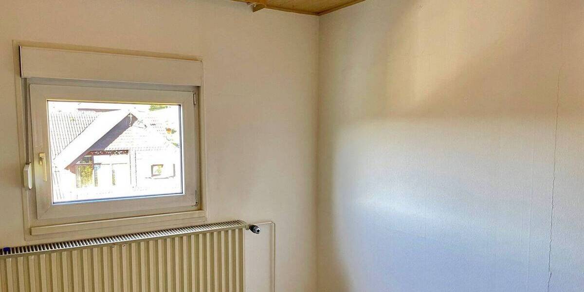 Mehrfamilienhaus, Wohnhaus Bergneustadt - 8 Zimmer, 176 m&sup2;, 260.000&euro; | Angebot:25691798
