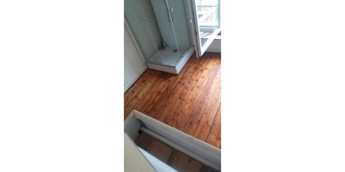 Dachgeschoßwohnung Waldbröl - 1 Zimmer, 18 m&sup2;, 500&euro; | Angebot:25994242