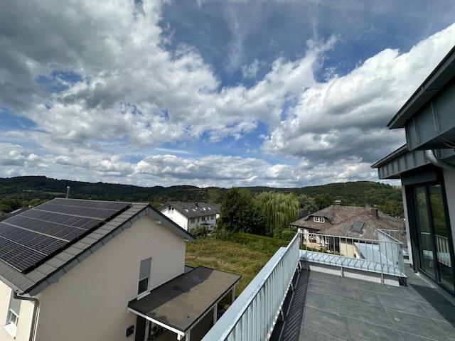Einfamilienhaus Eitorf - 4.5 Zimmer, 210 m&sup2;, 2.700&euro; | Angebot:27596313
