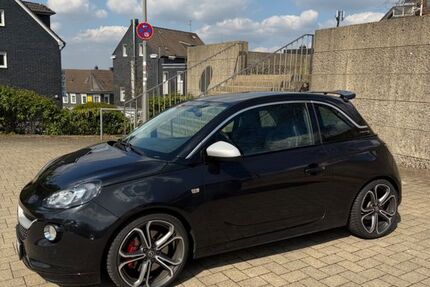 Opel Adam 93.000 km 11.490 &euro; Wermelskirchen 42929