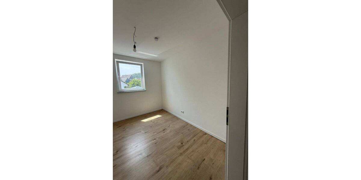 Etagenwohnung Bergneustadt Belmicke - 3 Zimmer, 75 m&sup2;, 825&euro; | Angebot:26909301