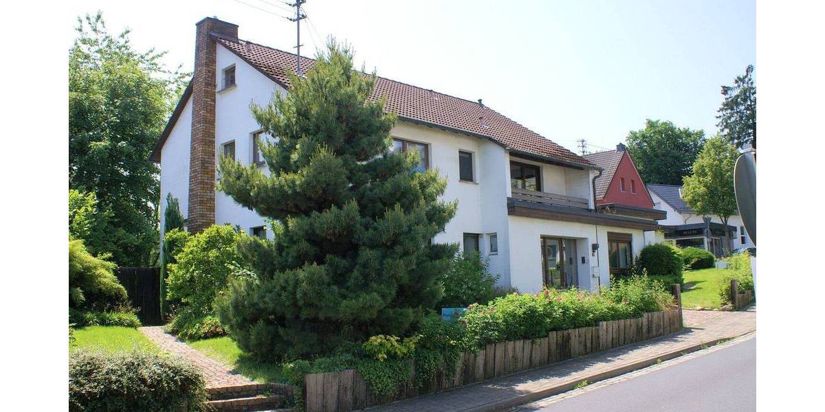 Mehrfamilienhaus, Wohnhaus Ruppichteroth - 9 Zimmer, 279 m&sup2;, 333.000&euro; | Angebot:25742820