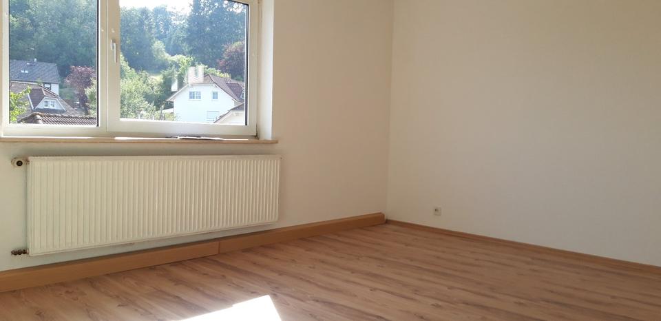 Etagenwohnung Bergneustadt - 3 Zimmer, 60 m&sup2;, 439&euro; | Angebot:26456137