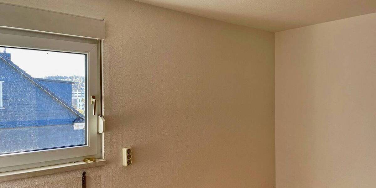 Mehrfamilienhaus, Wohnhaus Bergneustadt - 8 Zimmer, 176 m&sup2;, 260.000&euro; | Angebot:25691798