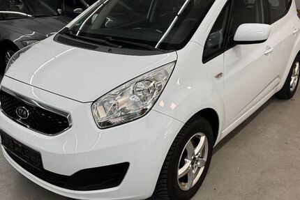 Kia Venga 129.000 km 3.890 &euro; Much 53804