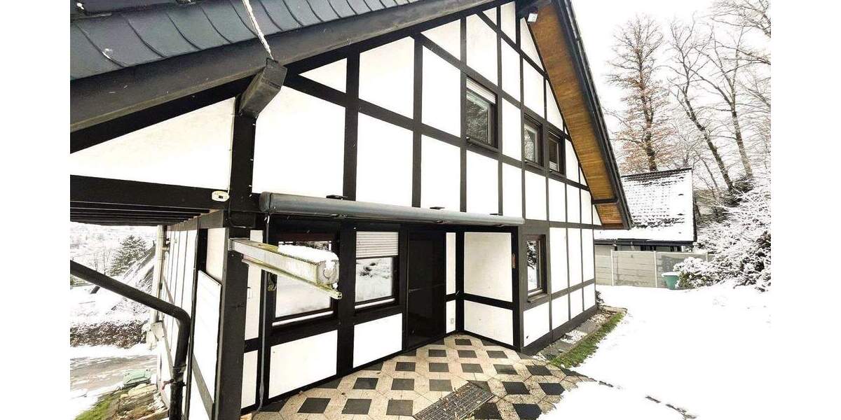 Einfamilienhaus Wiehl - 4 Zimmer, 152 m&sup2;, 349.000&euro; | Angebot:25796901