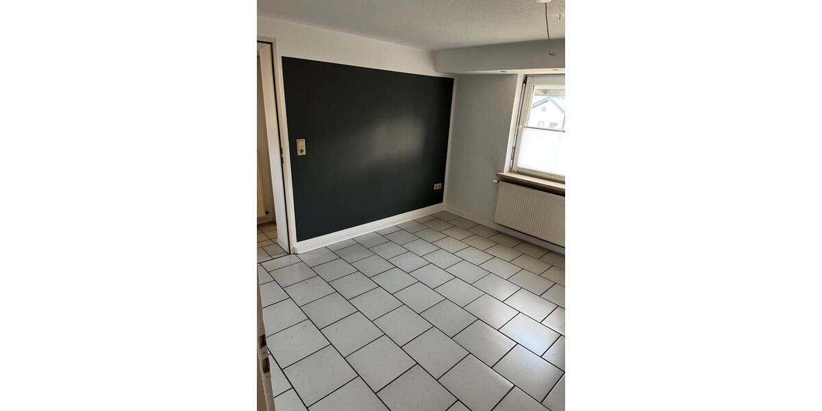 Erdgeschoßwohnung Bergneustadt - 2 Zimmer, 45 m&sup2;, 430&euro; | Angebot:25986199