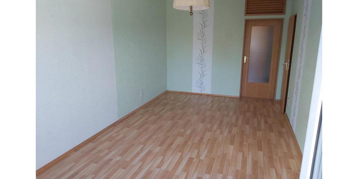 Terrassenwohnung Wermelskirchen - 5 Zimmer, 144 m&sup2;, 350.000&euro; | Angebot:27168179
