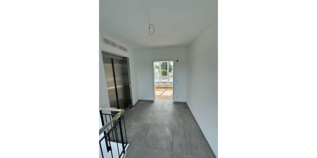 Einfamilienhaus Eitorf - 4.5 Zimmer, 210 m&sup2;, 2.700&euro; | Angebot:27596313