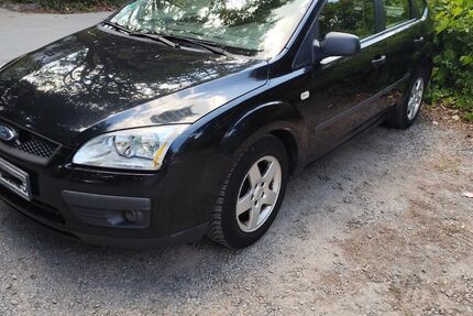 Ford Focus 253.000 km 650 &euro; Kürten 51515