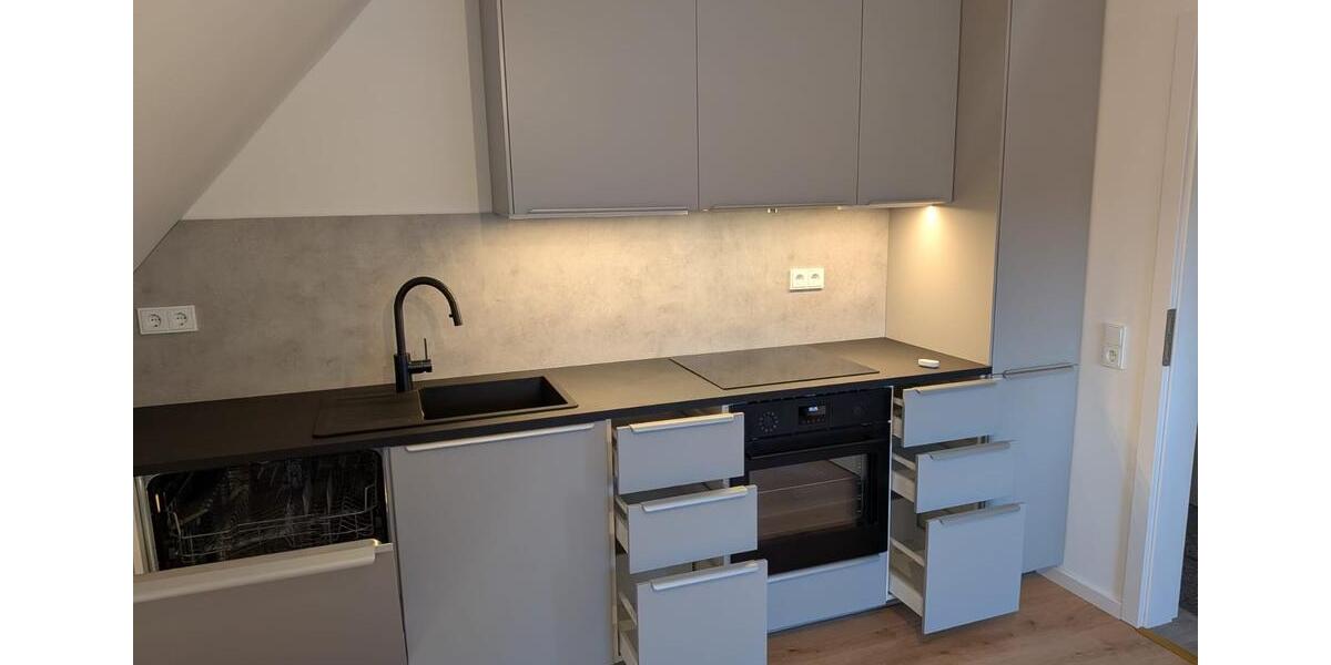 Dachgeschoßwohnung Gummersbach Berstig Süd - 3 Zimmer, 70 m&sup2;, 900&euro; | Angebot:24817253