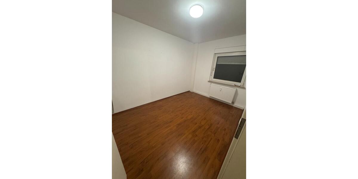 Etagenwohnung Radevormwald - 4 Zimmer, 76 m&sup2;, 570&euro; | Angebot:26119861