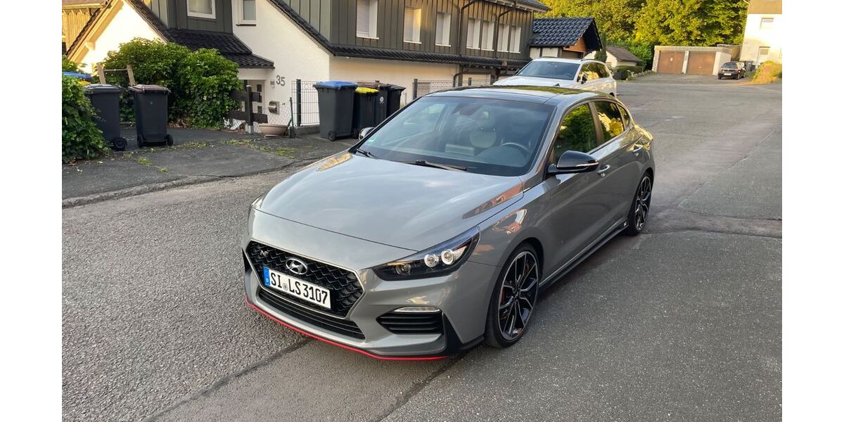 Hyundai i30 63.000 km 19.600 &euro; Freudenberg 57258