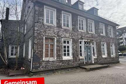 Haus Hückeswagen - 11 Zimmer, 369 m&sup2;, 179.000&euro; | Angebot:26119449