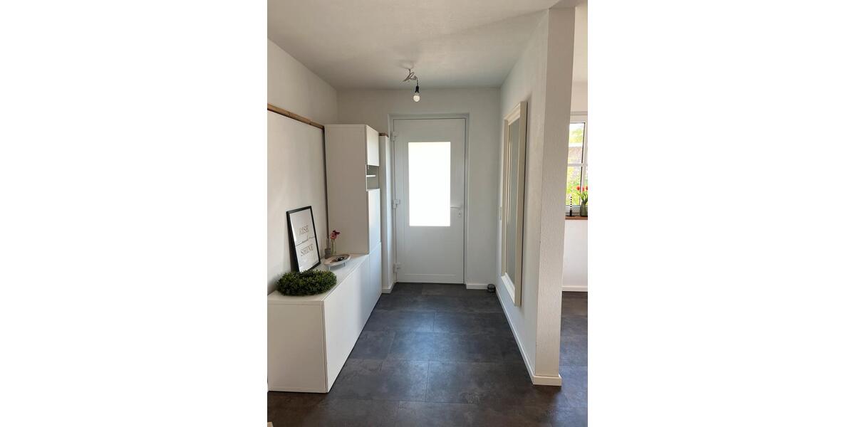 Einfamilienhaus Wiehl - 3 Zimmer, 110 m&sup2;, 1.750&euro; | Angebot:27615782
