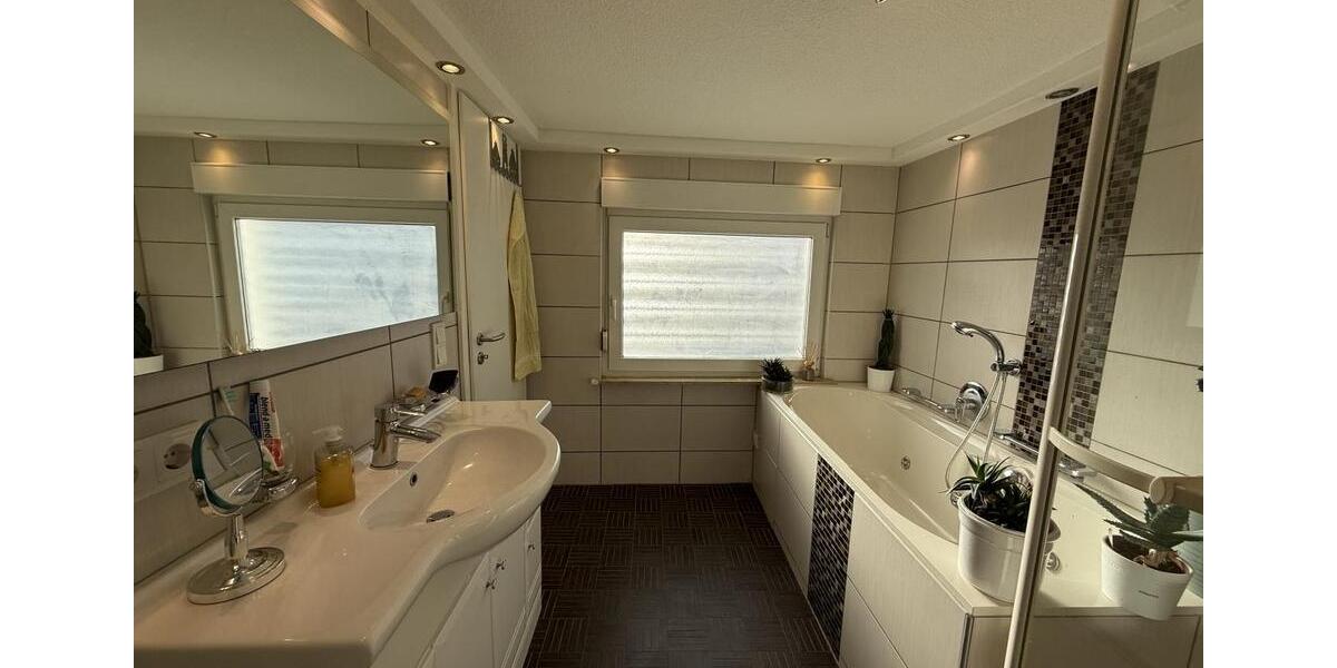 Einfamilienhaus Olpe - 5 Zimmer, 162 m&sup2;, 1.450&euro; | Angebot:26391185