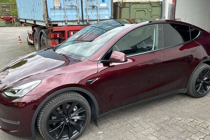 Tesla Model Y 60.704 km 36.890 &euro; Gummersbach 51643