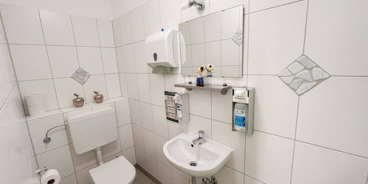 Gewerbeobjekt Wissen - 9 Zimmer, 900&euro; | Angebot:26106223