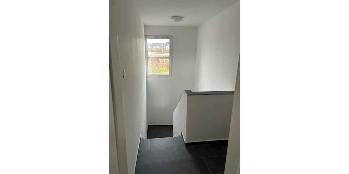 Etagenwohnung Plettenberg - 3 Zimmer, 90 m&sup2;, 660&euro; | Angebot:25547496