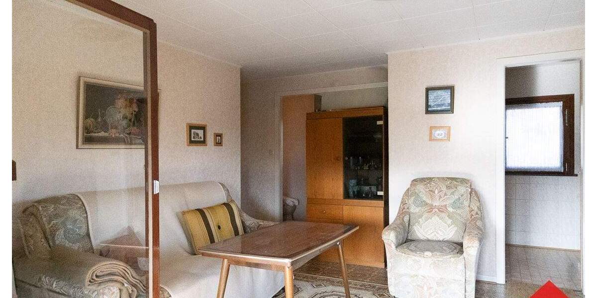 Gemütliches Wochenendhaus mit Garage in Meinerzhagen-Haumche - Mehrfamilienhaus, Wohnhaus Meinerzhagen Valbert | Angebot:24874190