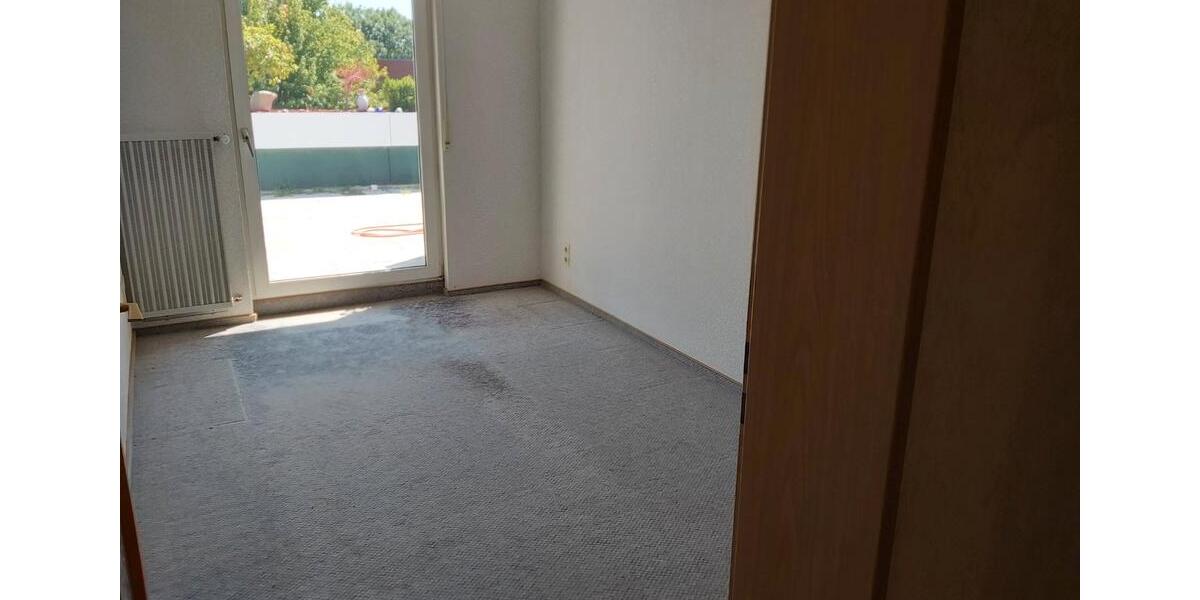 Terrassenwohnung Wermelskirchen - 5 Zimmer, 144 m&sup2;, 350.000&euro; | Angebot:27168179