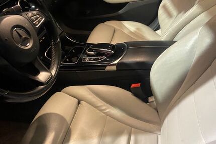 Mercedes-Benz 220 190.000 km 14.000 &euro; Gummersbach 51643