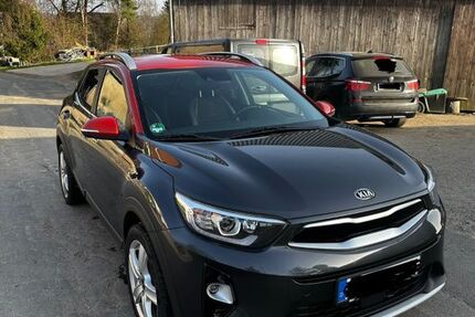 Kia Stonic 69.500 km 14.500 &euro; Overath 51491