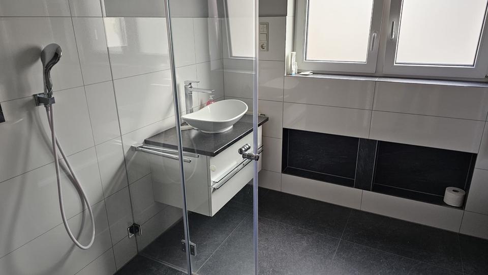 Einfamilienhaus Eitorf - 7 Zimmer, 230 m&sup2;, 499.000&euro; | Angebot:25635868