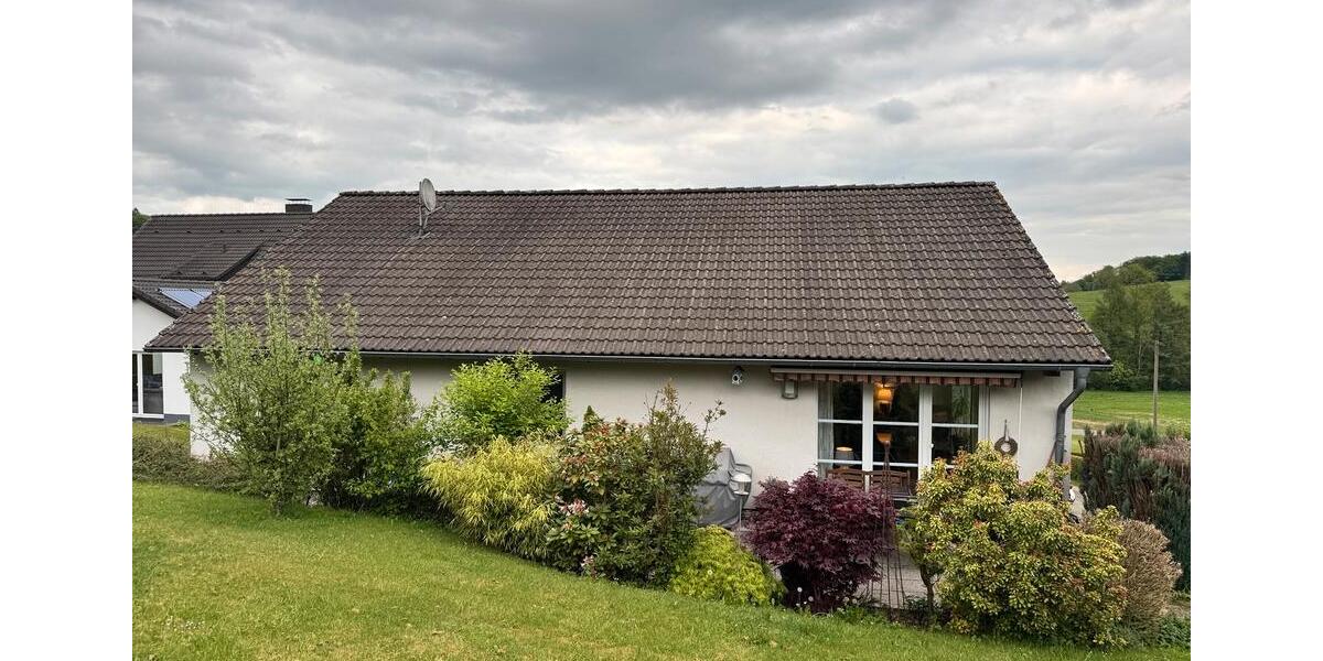 Bungalow Nümbrecht - 4 Zimmer, 114 m&sup2;, 300.000&euro; | Angebot:26702155