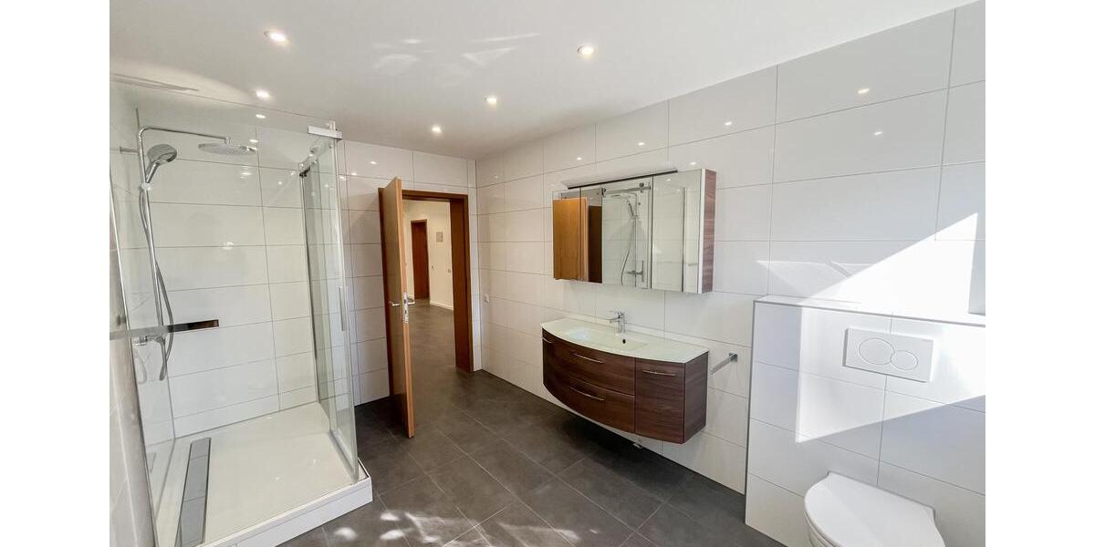 Etagenwohnung Wissen - 3 Zimmer, 95 m&sup2;, 800&euro; | Angebot:25431544