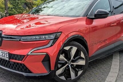 Renault Megane E-TECH 8.500 km 29.990 &euro; Wiehl 51674