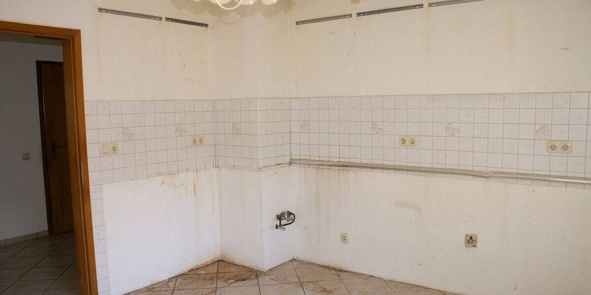 Einfamilienhaus Ruppichteroth Bröleck - 9 Zimmer, 218 m&sup2;, 298.000&euro; | Angebot:25698652